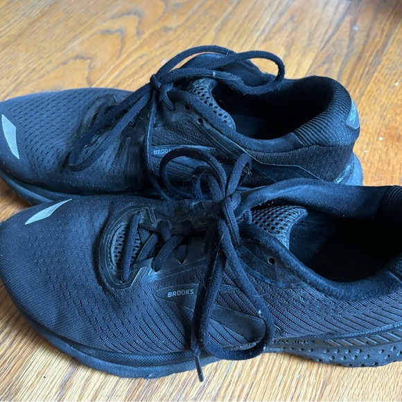 Brooks Adrenaline 20- women’s size 9 wide - Picture 3 of 5